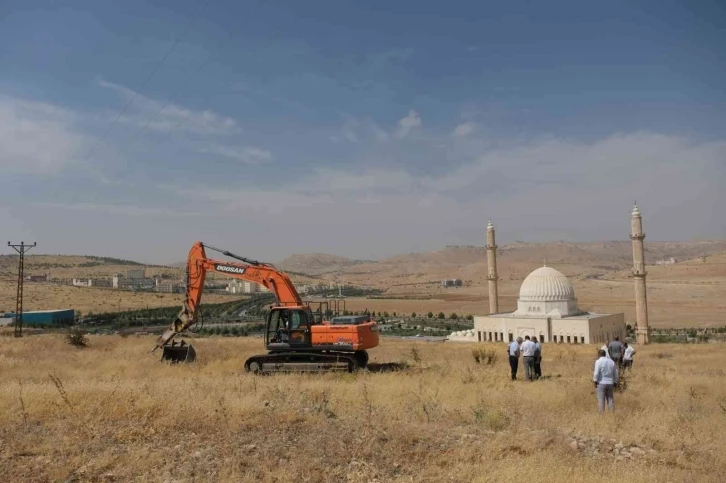 Mardin’de tıp fakültesi için ilk kazma vuruldu
