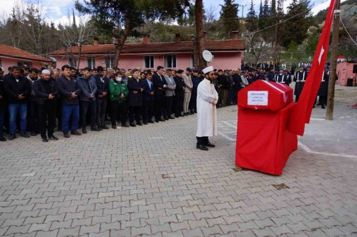 Mardin'de Trafik Kazasında Hayatını Kaybeden Jandarma Uzman Çavuş Son Yolculuğuna Uğurlandı