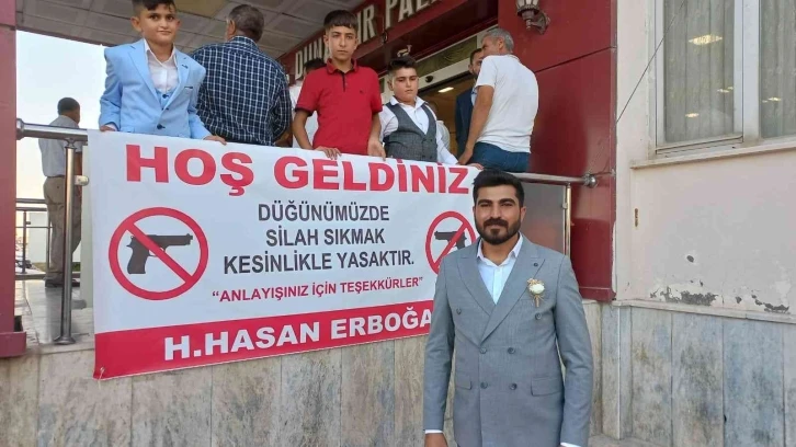 Mardin’deki aşiret düğününde örnek pankart: "Düğünümüzde silah sıkmak kesinlikle yasaktır"
