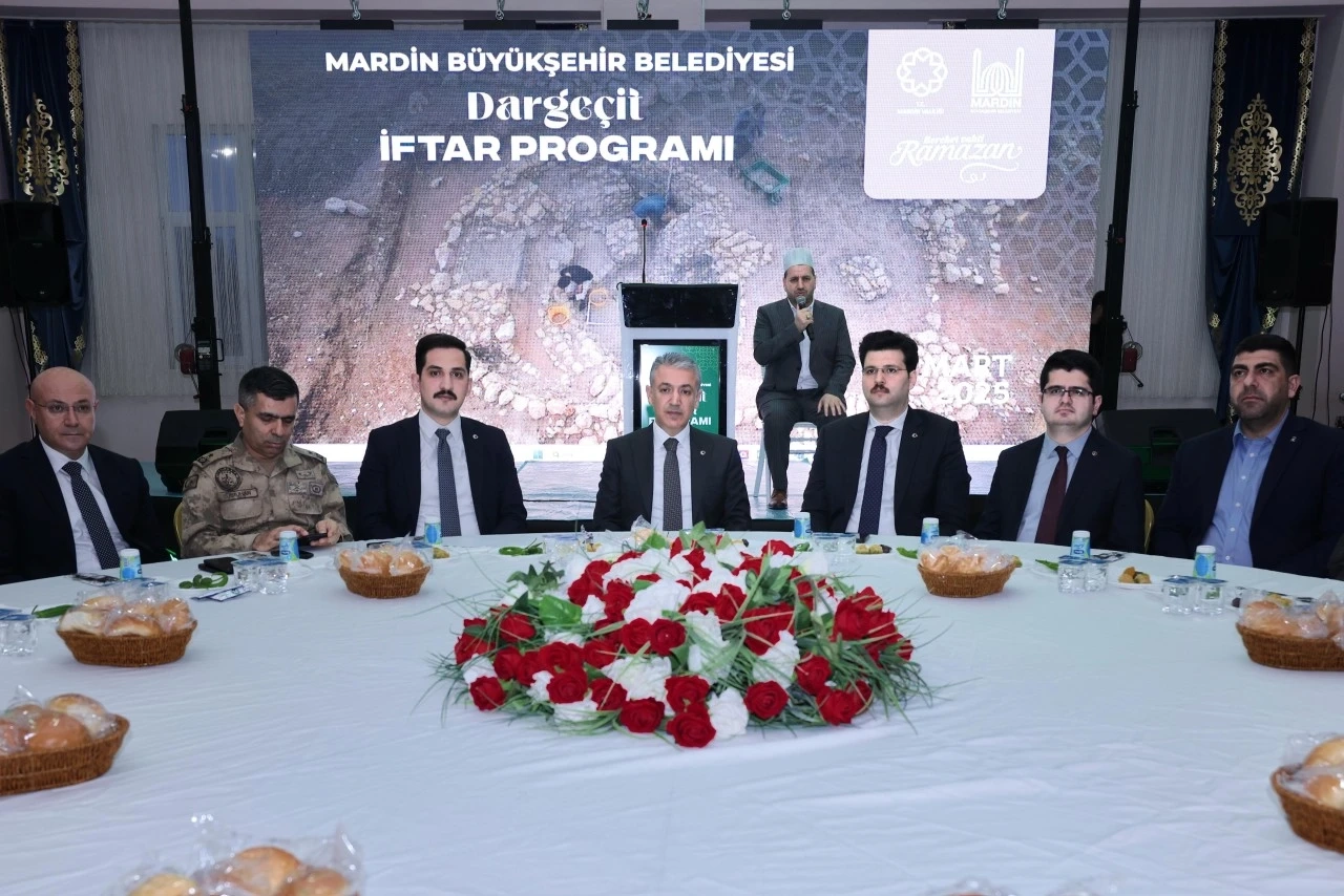 Mardin Valiliği’nin İlçe İftar Programları Dargeçit’te Devam Etti