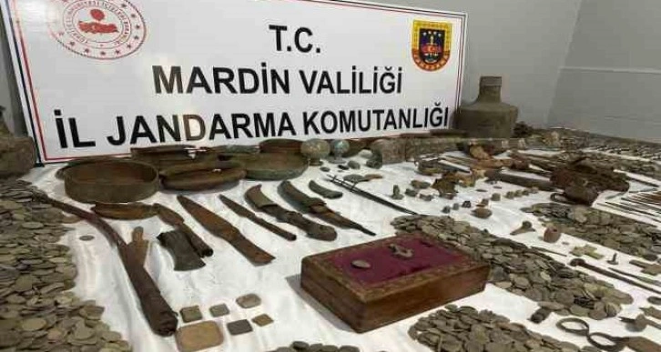 Mardin’de tarihi eser operasyonu: Yaklaşık 22 bin parça ele geçirildi