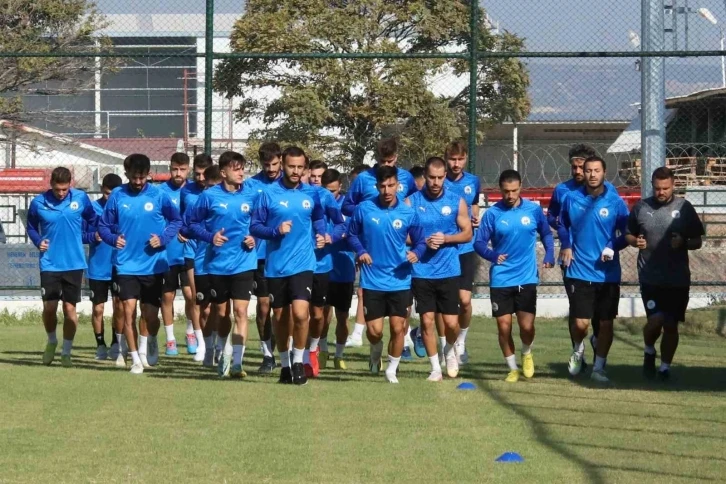 Menemen FK, çıkış arıyor
