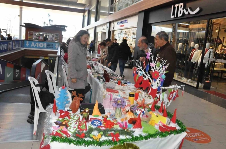 Menteşe Belediyesi tarafından yılsonu sergisi düzendi
