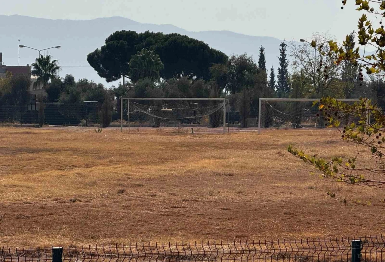 Mera değil, bakımsız kalan ADÜ Spor Bilimleri Fakültesi
