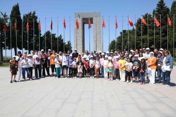 Meram’ın başarılı öğrencilerine Bursa ve Çanakkale gezisi ödülü
