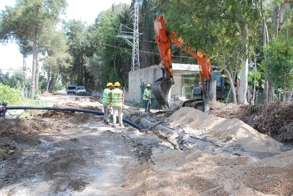 Merkezde ve kırsalda içme suyu projeleri gerçekleştiriliyor