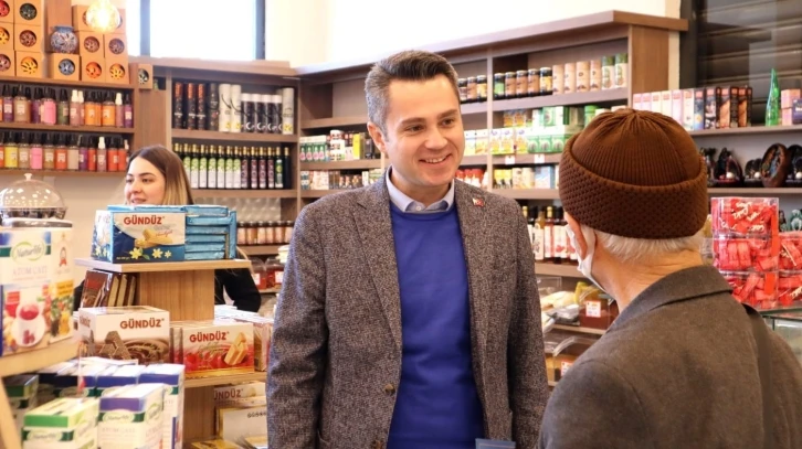 Merkezefendi Adayı Başer, ihtiyaç sahipleri için sosyal market projesini duyurdu
