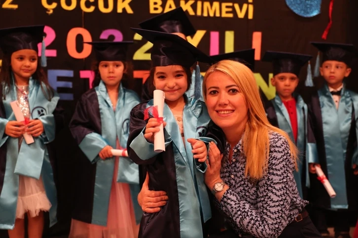 Merkezefendi’ye kazandırılan çocuk bakım evinin ilk minikleri mezun oldu
