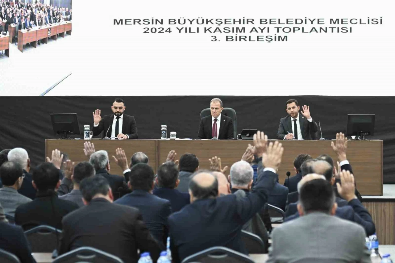 Mersin Büyükşehir Belediyesinin 2025 yılı bütçesi 27 milyar 500 milyon lira oldu
