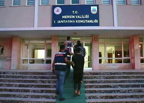 Mersin'de 2 DEAŞ'lı tutuklandı