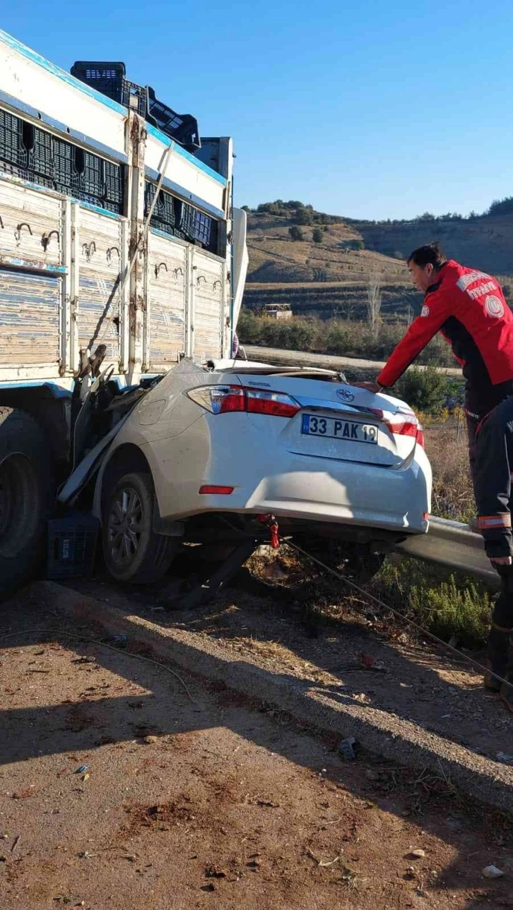 Mersin’de feci kaza: 2 ölü
