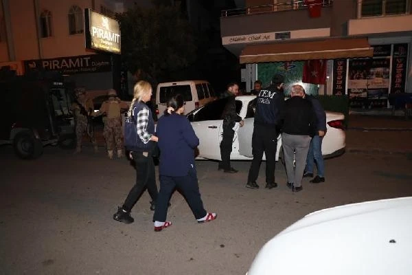 Mersin'de terör örgütlerine operasyon: 4 gözaltı