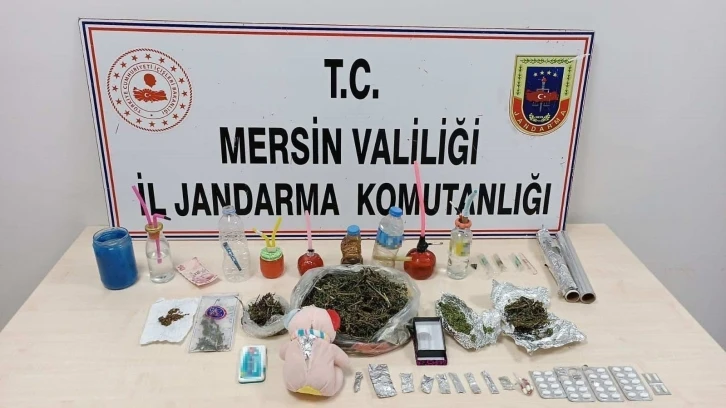 Mersin’de uyuşturucu operasyonu: 5 gözaltı
