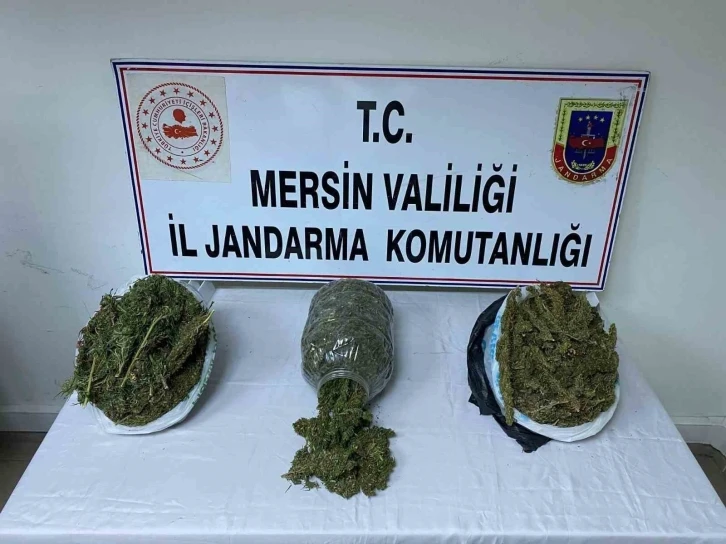 Mersin’de uyuşturucu satıcılarına operasyon: 4 gözaltı
