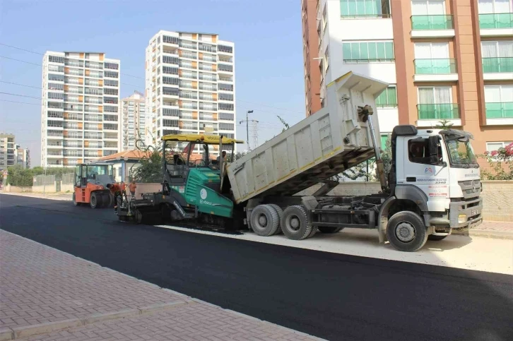 Mersin’de yol çalışması sürüyor
