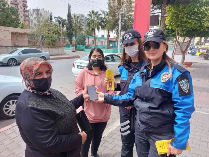 Mersin polisi, KADES konusunda vatandaşları bilgilendirdi
