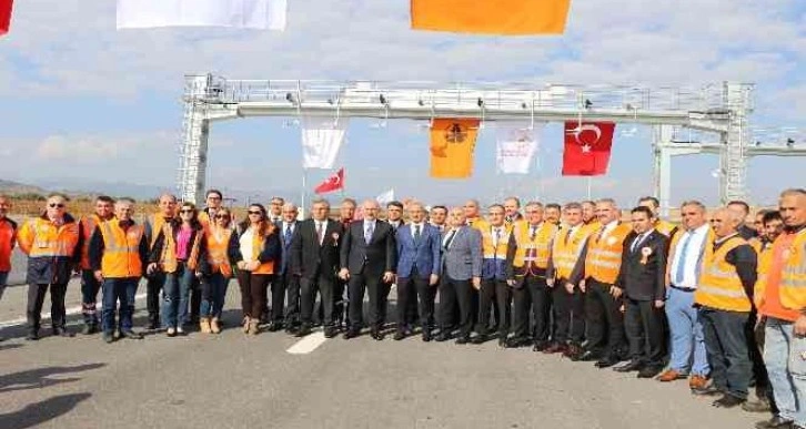 Mersin sanayicisinin hasretle beklediği bağlantı yolu hizmete açıldı