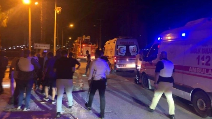 Mersin'de polisevi yakınında bombalı saldırı.