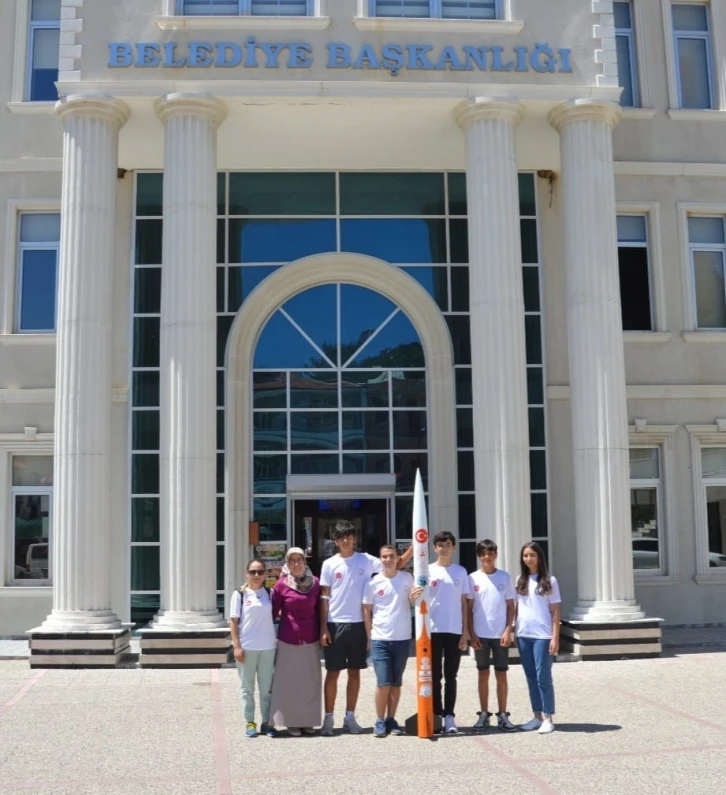 Meslek lisesi öğrencileri projeleri ile TEKNOFEST finallerinde boy gösterecek
