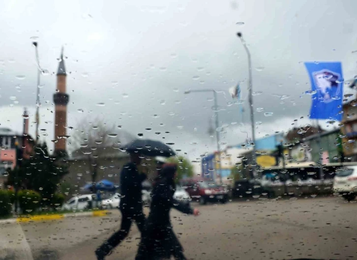 Meteorolojiden kuvvetli yağış uyarısı
