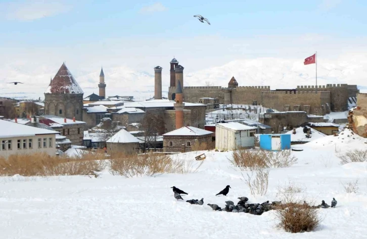 Meteorolojiden yoğun kar yağışı uyarısı
