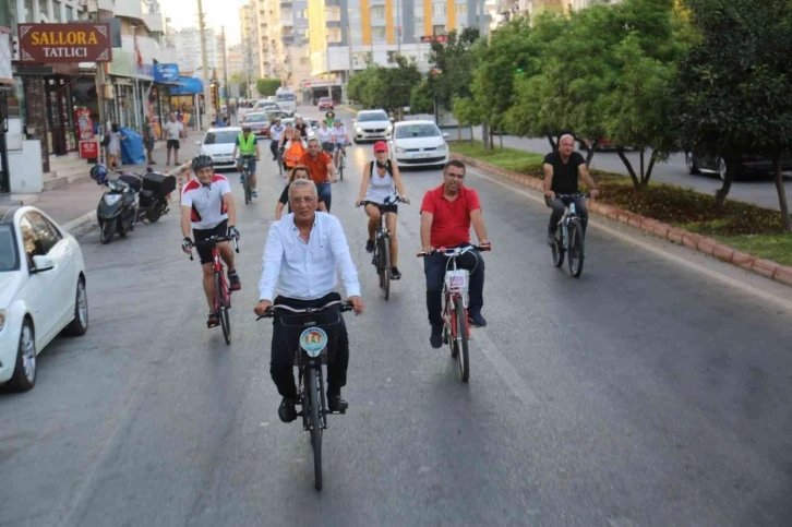 Mezitli’de Avrupa Hareketlilik Haftası bisiklet sürerek başladı
