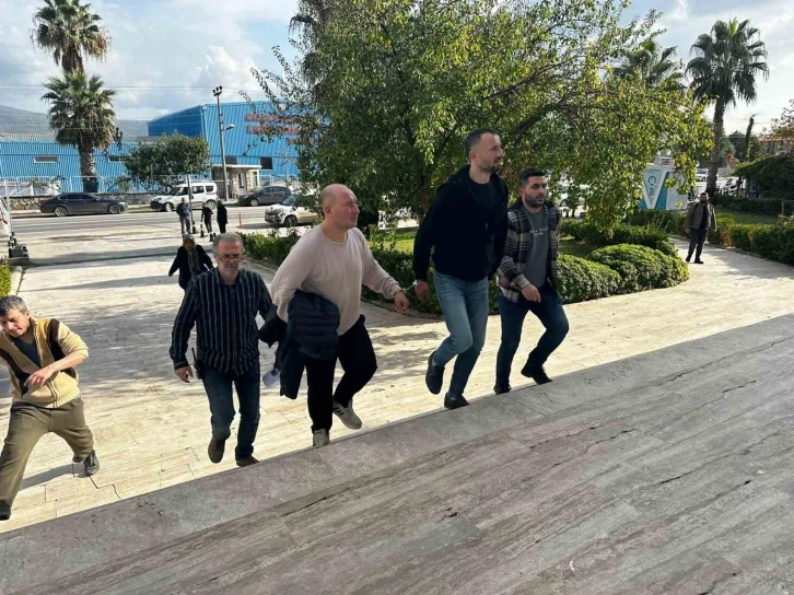 Milas ve Bodrum polisinin operasyonuyla gasp olayı aydınlatıldı
