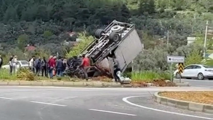 Milas'ta feci kaza: 1'i ağır 2 yaralı