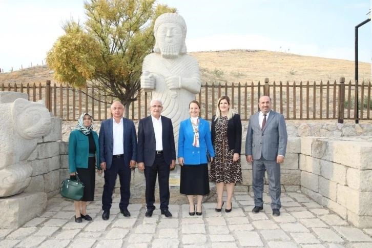 Milletvekili Bakbak, Arslantepe’ye hayran kaldı
