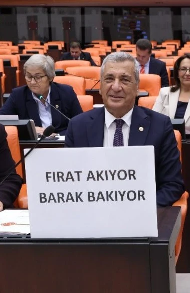 Milletvekili Öztürkmen: Suriye’den fıstık ithal edeceğinize Barak Ovası’na su getirin