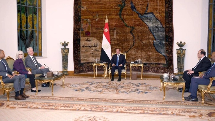 Mısır Cumhurbaşkanı Sisi ile CIA Direktörü Burns'ten 