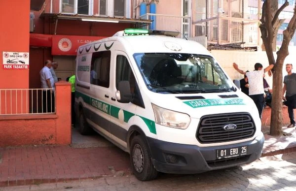 Motosiklet kazasında ölen acil tıp teknisyeni ve kuzeninin cenazeleri alındı