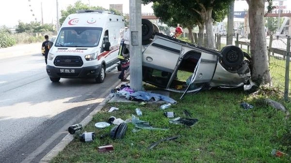 Motosiklete çarpmamak için manevra yapınca otomobiliyle takla attı