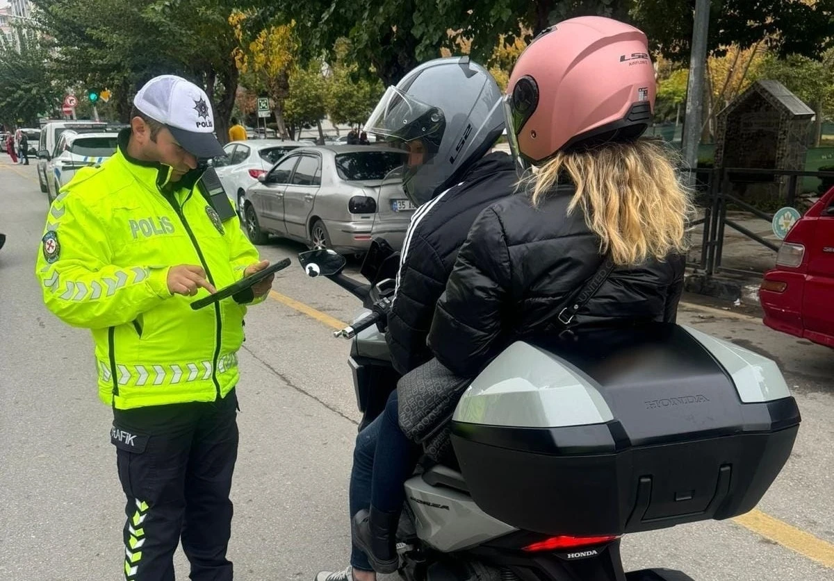 Motosikletlilere yönelik denetimler devam ediyor
