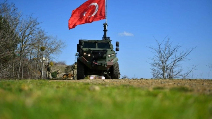 MSB duyurdu: 4 FETÖ'cü sınırda yakalandı!