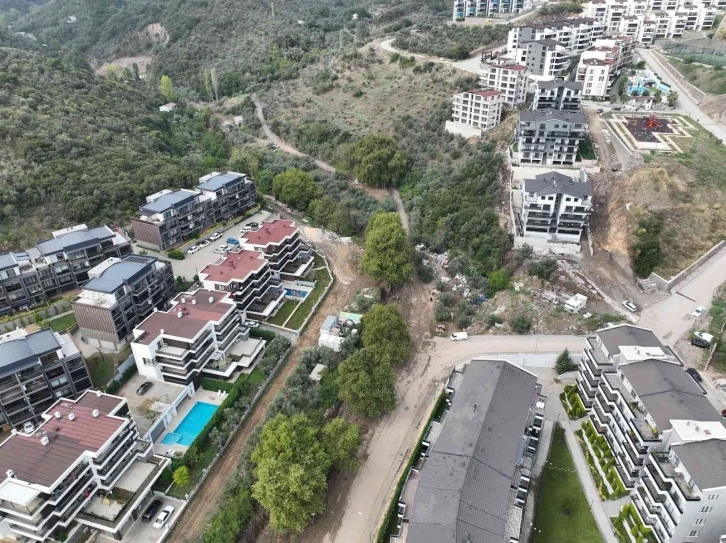 Mudanya’da derelerin daraltılması sel sularını yerleşime taşıdı
