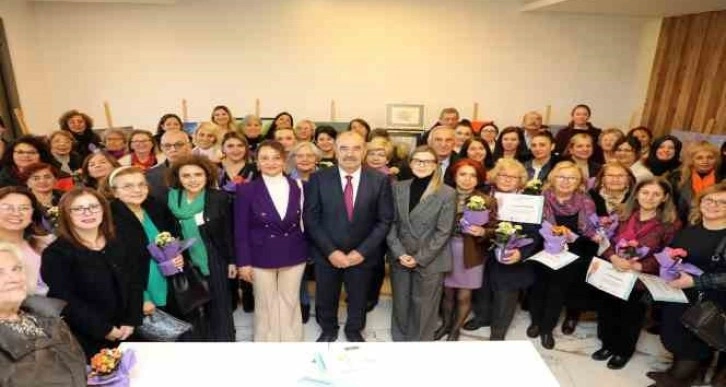 Mudanyalı kadınlar resim sergisinin gelirlerini depremzedelere bağışlayacak