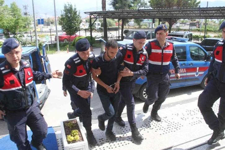 Muğla’da bir kişiyi iple boğarak öldürdüğü iddiasıyla iki kişi tutukladı
