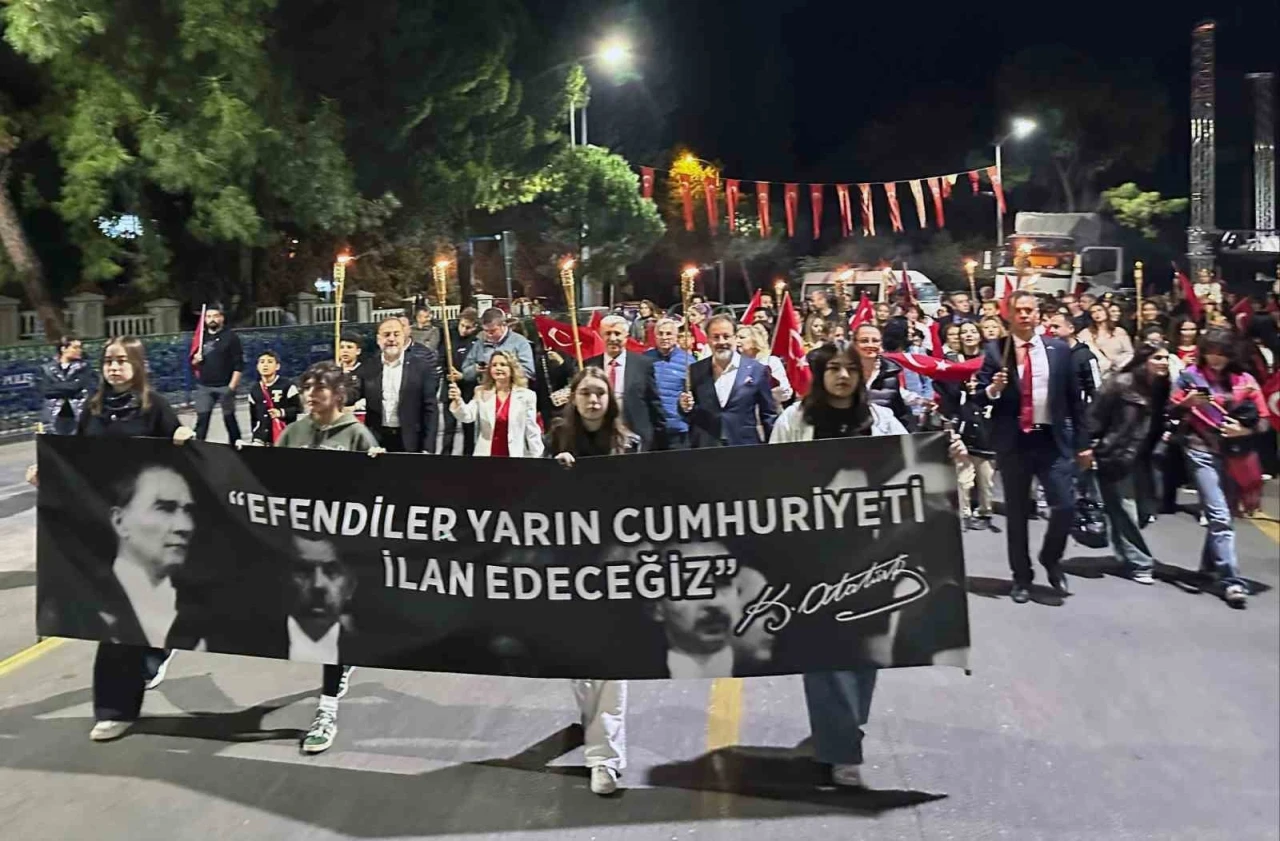 Muğla’da Cumhuriyet coşkusu: Tek Koleji unutulmaz anlar yaşattı
