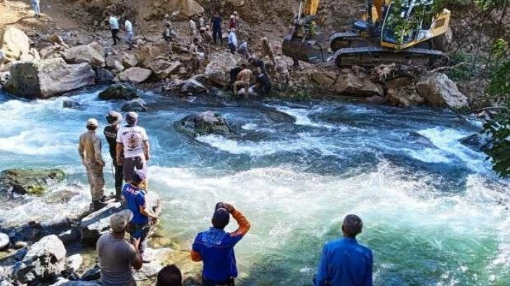 Müküs Çayı'nda 2 ay önce kaybolan hemşirenin cesedine ulaşıldı