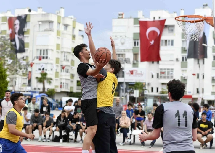 Muratpaşa’da basketbol şenliği
