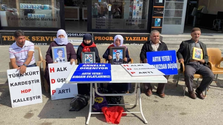 Muş’ta evlat nöbeti tutan ailelerin sayısı 40’a yükseldi
