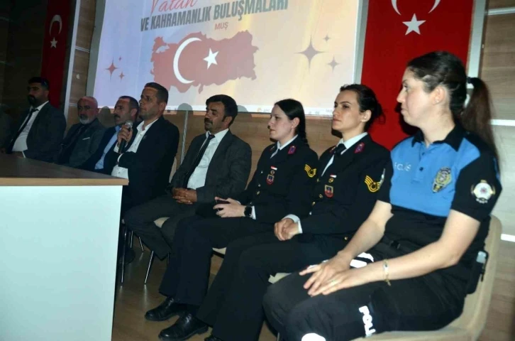 Muş’ta lise öğrencilerine yönelik ’Vatan ve Kahraman Buluşmaları’ konferansı düzenlendi
