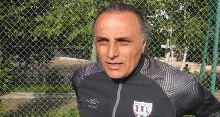 Mustafa Gürsel: 