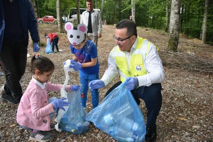 Mustafakemalpaşalı çocuklardan büyüklere çevre mesajı
