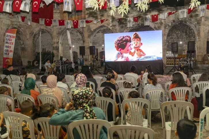 Mut’ta sinema ve konser keyfi
