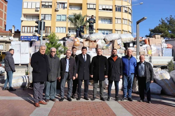 Nazilli 2’nci gün de yardıma devam ediyor
