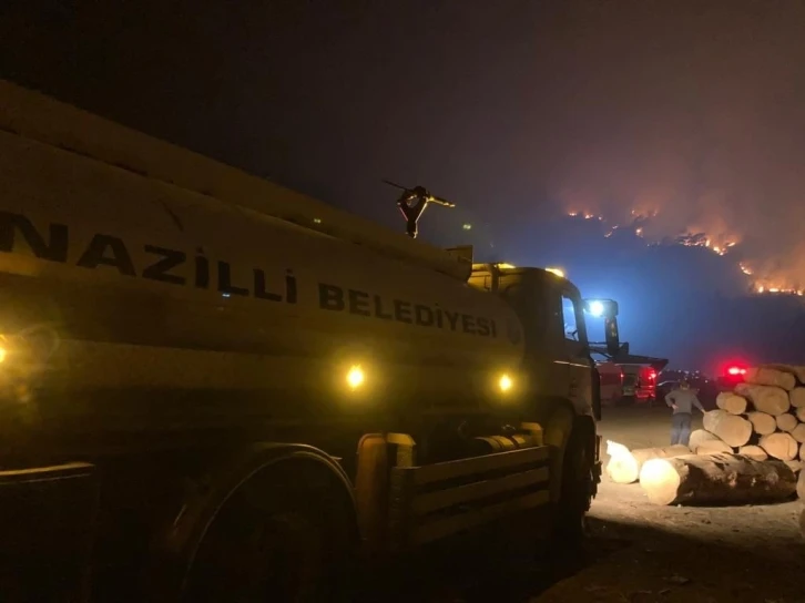 Nazilli Belediyesi’nden yangın bölgesine destek
