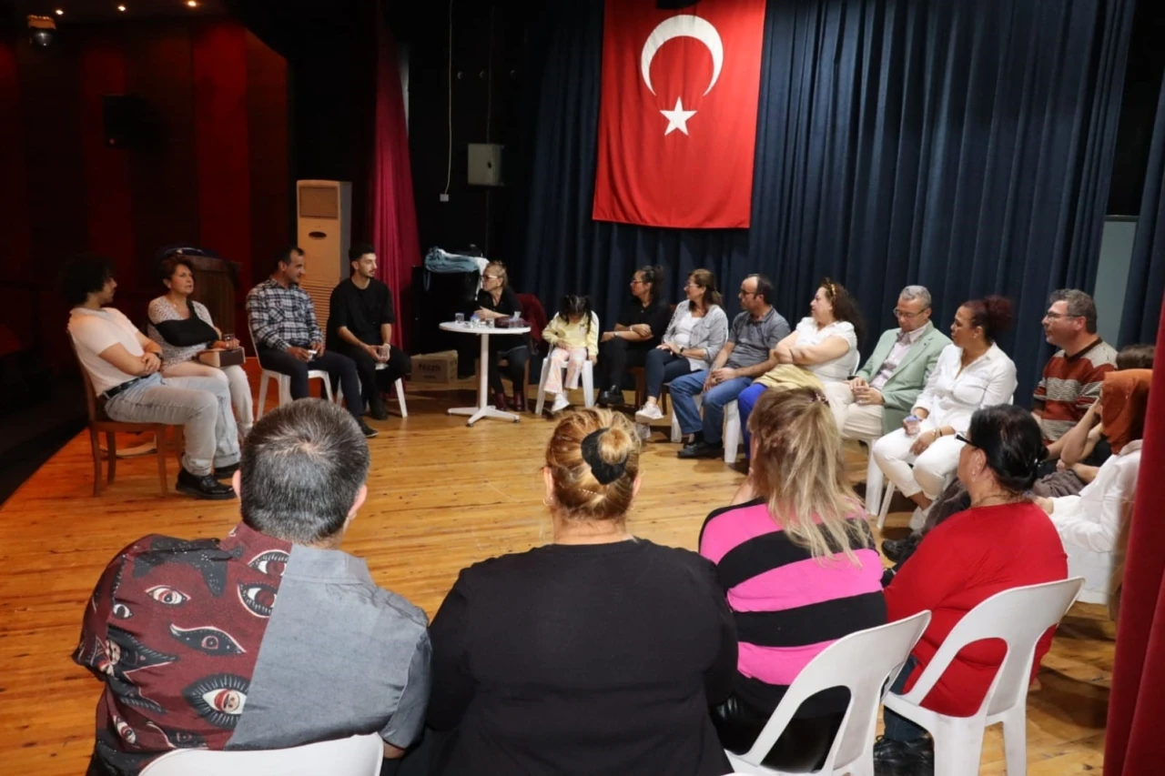 Nazilli Belediyesi Tiyatro Topluluğu ilk toplantısını yaptı
