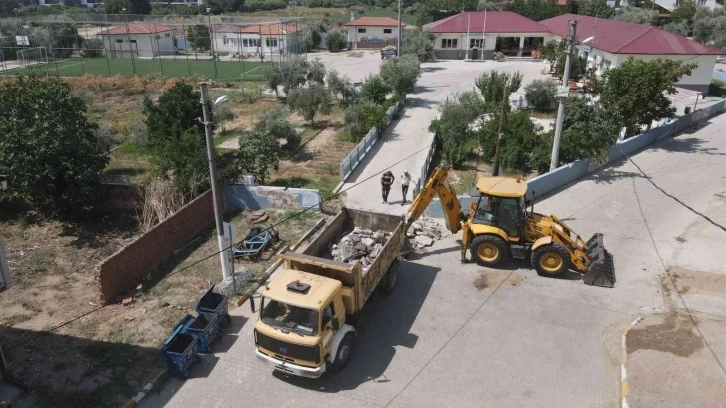 Nazilli’de dönem öncesi okullar yenileniyor
